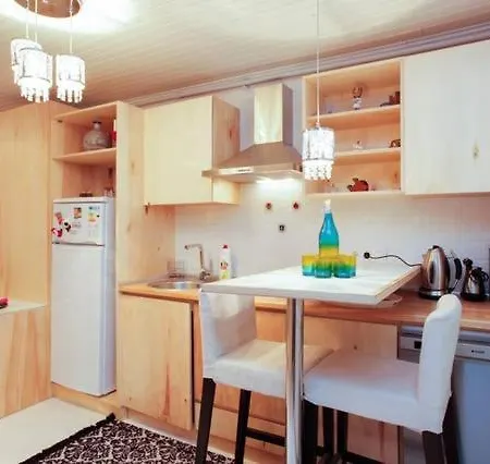 别墅 Private House With 4 Separate Apartments-for Families & Friend Groups