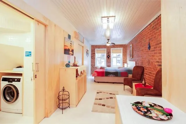 Private House With 4 Separate Villa *