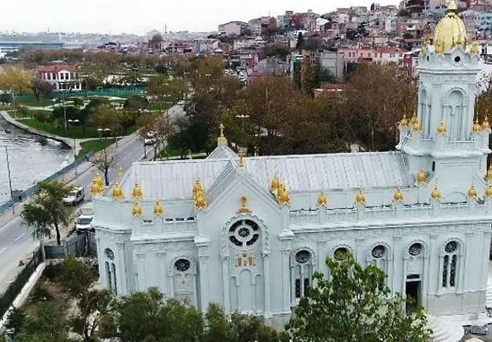 Private House With 4 Separate Villa